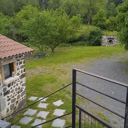Ferienhaus De La Berthe Lea *